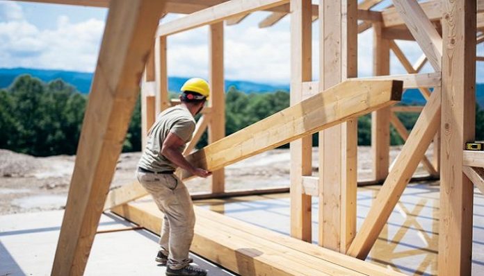 Home construction in US starts falling for first time in five months