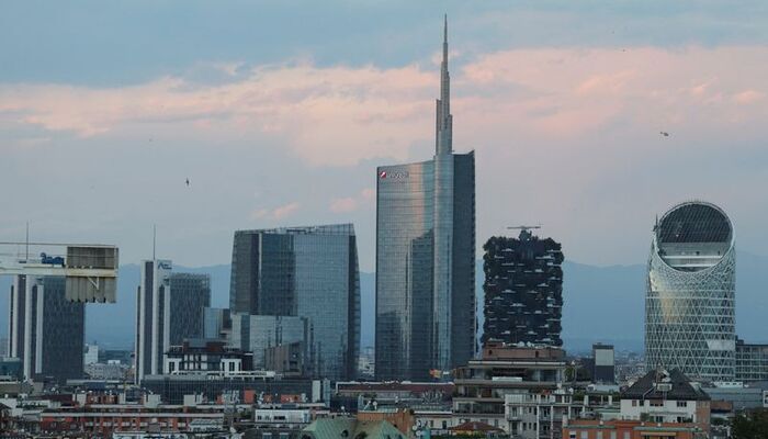 Italy Faces EU Accounting Shift That Could Inflate Public Debt by Billions