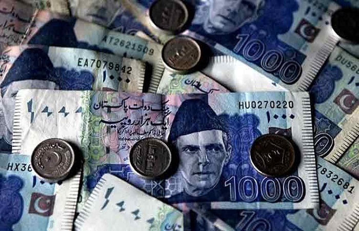 Pakistan Halts Interest Rate Cuts, Keeps Key Rate at 12% Amid Economic Uncertainty