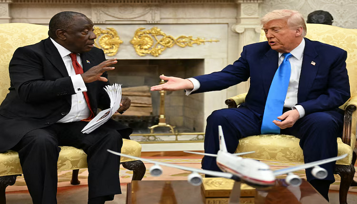 Trump Clashes with South African President Over False 'White Genocide' Claims in Oval Office Meeting