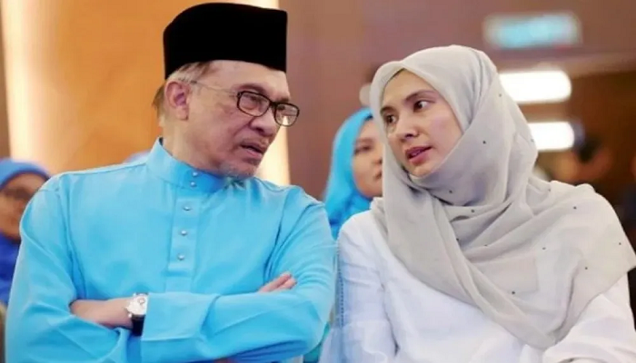 PM Anwar Accused of Nepotism as Daughter Challenges for Key PKR Leadership Role