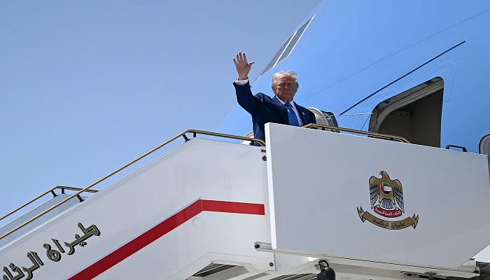 Trump Concludes Gulf Tour with AI and Energy Deals in UAE