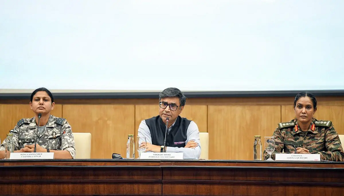 India and Pakistan Agree to Ceasefire Amid Kashmir Tensions, Violations Reported :File Photo