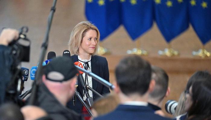 EU Lifts Sanctions on Syria, Reviews Pact with Israel