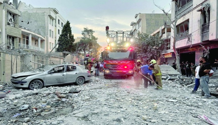 Missile Strikes Rock Tel Aviv as Iran Retaliates Against Israeli Attacks :File Photo