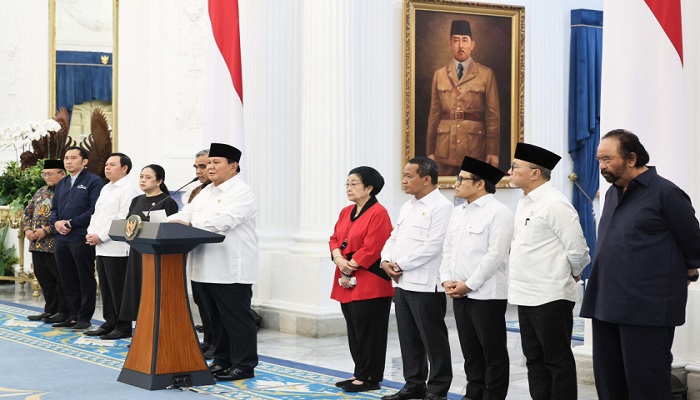 Indonesia’s Deadly Protests Force Lawmakers to Cut Perks Amid Growing Unrest