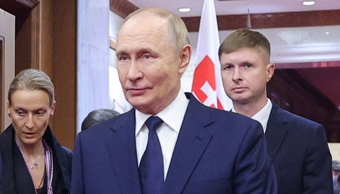 Putin Invites Zelenskyy to Moscow, Kyiv Calls It ‘Unacceptable’